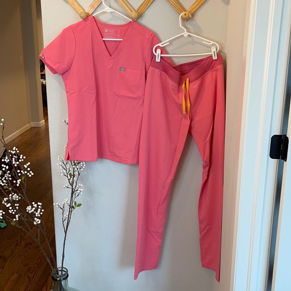 Figs Other - FIGS scrubs